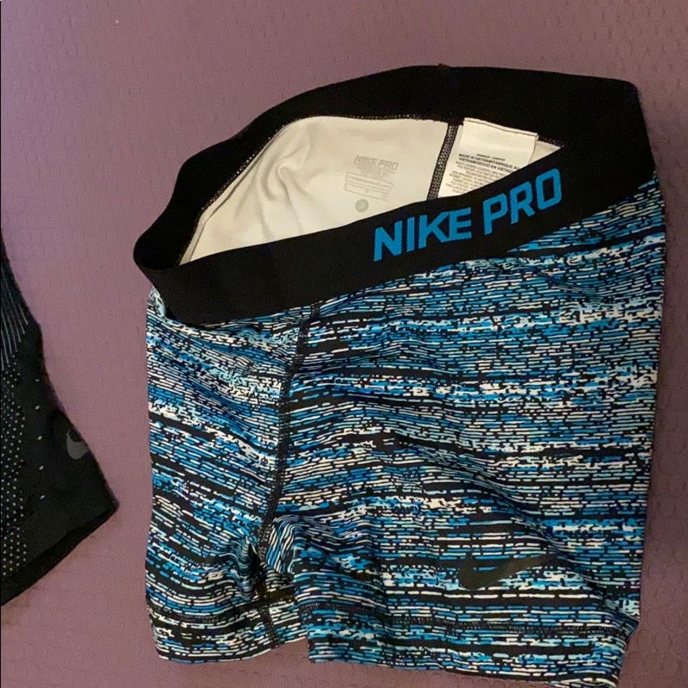 Compression short bundle! - Picture 3 of 6